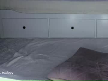 female cam girl roxy_blue_eyed_ image #2458601
