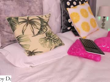 female cam girl anielli69 image #1028394