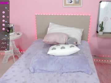 female cam girl little_effy18 image #1248897