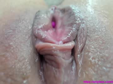 female cam girl teeencute image #701142