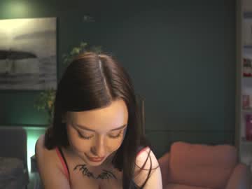 female cam girl ella_knockers_xl image #1229398
