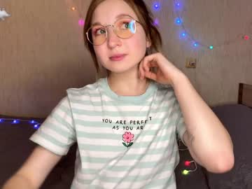 female cam couple cherry_moonn image #2576886