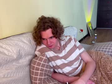 female cam couple di_n_alex image #1022881