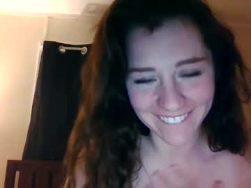 ajmarie16  female  webcam