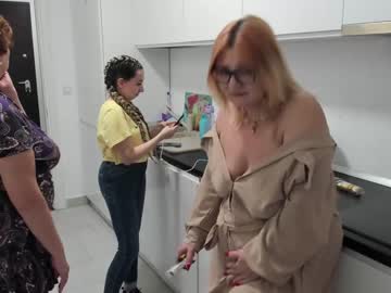female cam couple juliana35 image #3537024