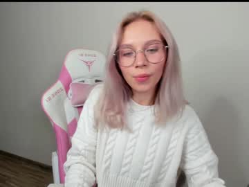 female cam girl _4xs image #4032596