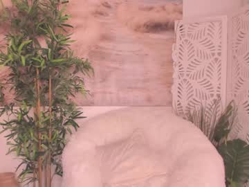 female cam girl yourmidnightcoffee image #3145087