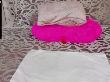 female cam girl shantallknowless image #3585643