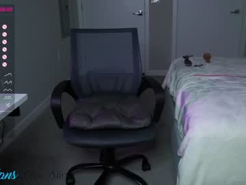 female cam girl fox_alina image #2994494
