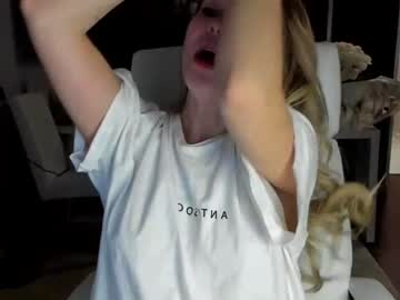 female cam girl sun_shine_baby image #608337