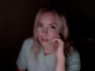 karmacarma  female  webcam