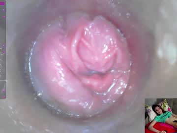 xxs_pie  female  webcam