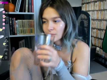 female cam girl icefroq image #2785665