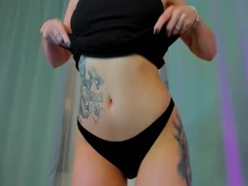 female cam girl emmi_rosee image #1951149