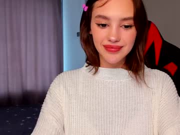female cam girl angella_kleee image #2701671
