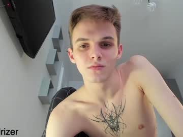 female cam man horny_jerk_roy_prick2001 image #1123214