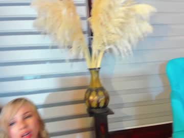 female cam couple cuteanddesesperate image #2671774