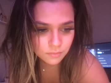 female cam girl shellylynn98 image #2743833