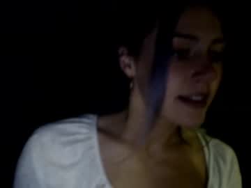 female cam girl bambis_honeypot image #1057220