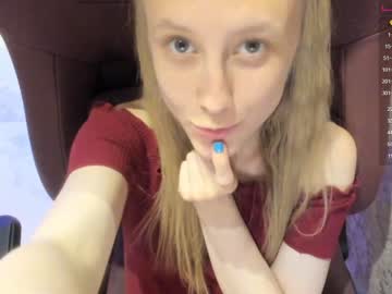 female cam girl angeellina image #2018074