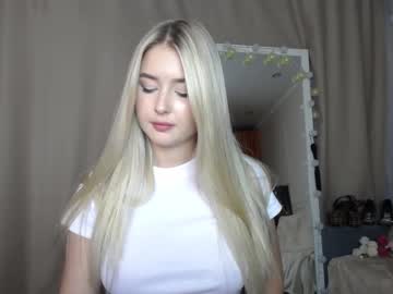 female cam girl cute18cute image #2209090