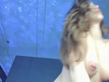 female cam girl tiffanyhouston_ image #427075