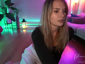 female cam girl phoenix_taylor image #1020115