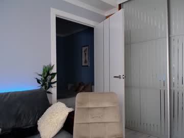 female cam girl kate_lewis image #2894773
