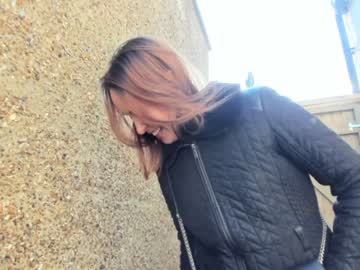 female cam girl eatmypie69 image #3835941