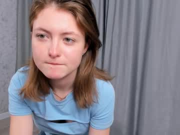 female cam girl katieedgington image #4067960