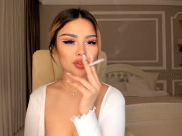 female cam girl bae_suz image #1168943