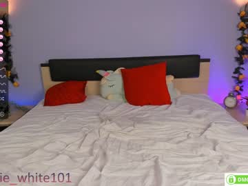 female cam girl foxhilary image #2000313
