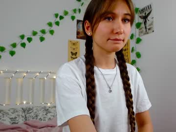 female cam girl ambertan1 image #3778691