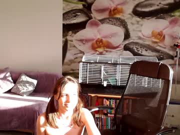 female cam girl jennycutey image #1013922