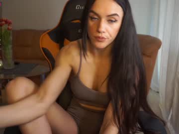 sakurra69  female  webcam