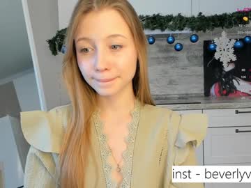 female cam couple beverlyvega image #3487814