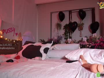 female cam girl _deepthroatgalactica image #3801909