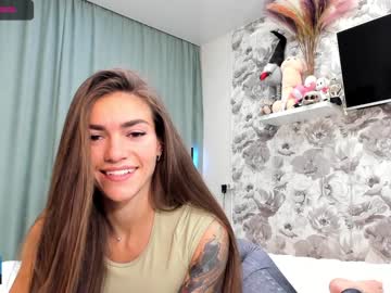 female cam girl joconda image #2586398