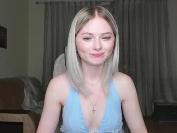 female cam girl yuppiyulia image #205952