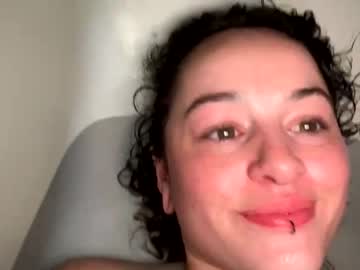 female cam girl meowingmilf image #3956027