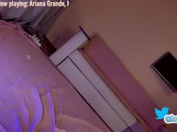 female cam girl hollyextra image #2841673