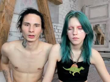 female cam couple kellytimmy14 image #3075170