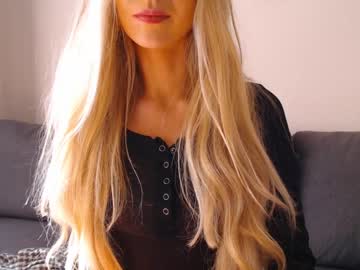 female cam girl pervyblonde image #1332070