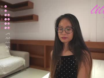 female cam girl _lillilly_ image #828065