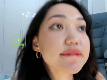 female cam girl lee_yoona image #967036