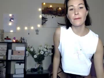 female cam girl hugetittiesgerda image #2739912