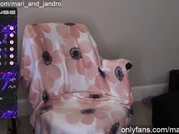 female cam girl mari_and_jandro image #425217