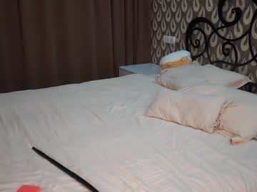 female cam girl brandiloveee image #2017373