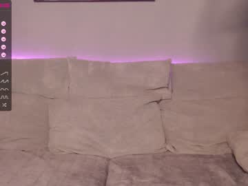female cam couple butterfly_on_dick image #2449716
