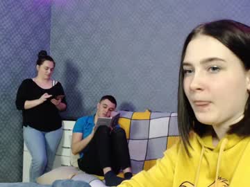 female cam couple renae_tom image #738123